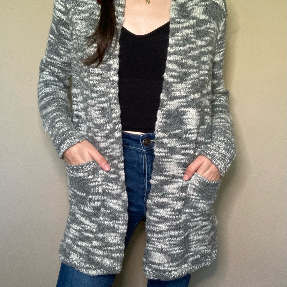 Bianca B. Stylish Gray Women's Cardigan